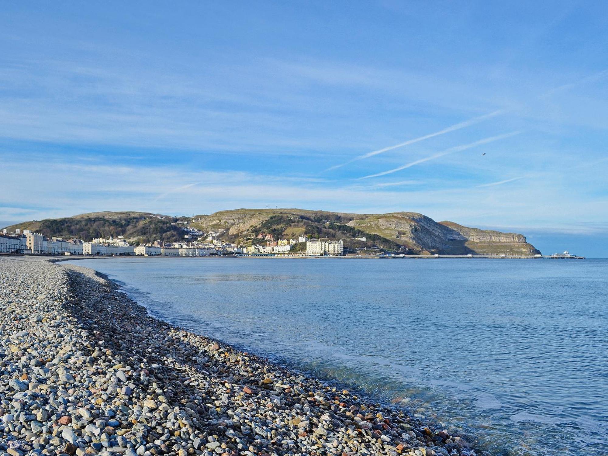 Granary Cottage Penrhyn Bay 外观 照片